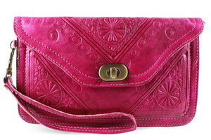 FUCHSIA-WRISTLET-Handmade-Moroccan-Leather-MOROCCANSWAY