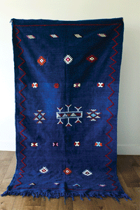 VINO-Moroccan-Handwoven-sabra-silk-Rug-MoroccansWay